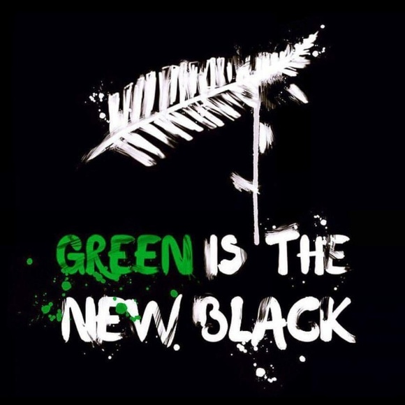 Meet your Posher, Bri - Picture 2 of 2